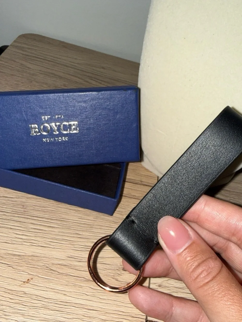 ROYCE New York Black Leather Key Ring with Gold-Tone Hardware